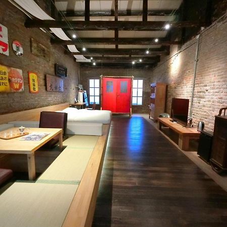 和寂百年天井老房子包棟民宿wabisabi Japanese Entire Home Тайнань Экстерьер фото